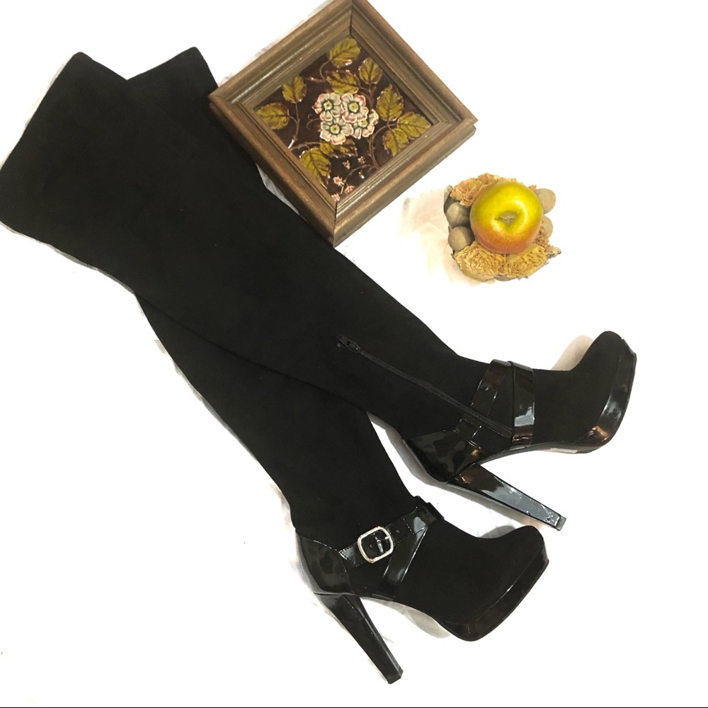 Jenifer Lopez Over the knee boots